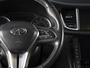 Внедорожник Infiniti QX50 2018 года, 3250000 рублей, Омск