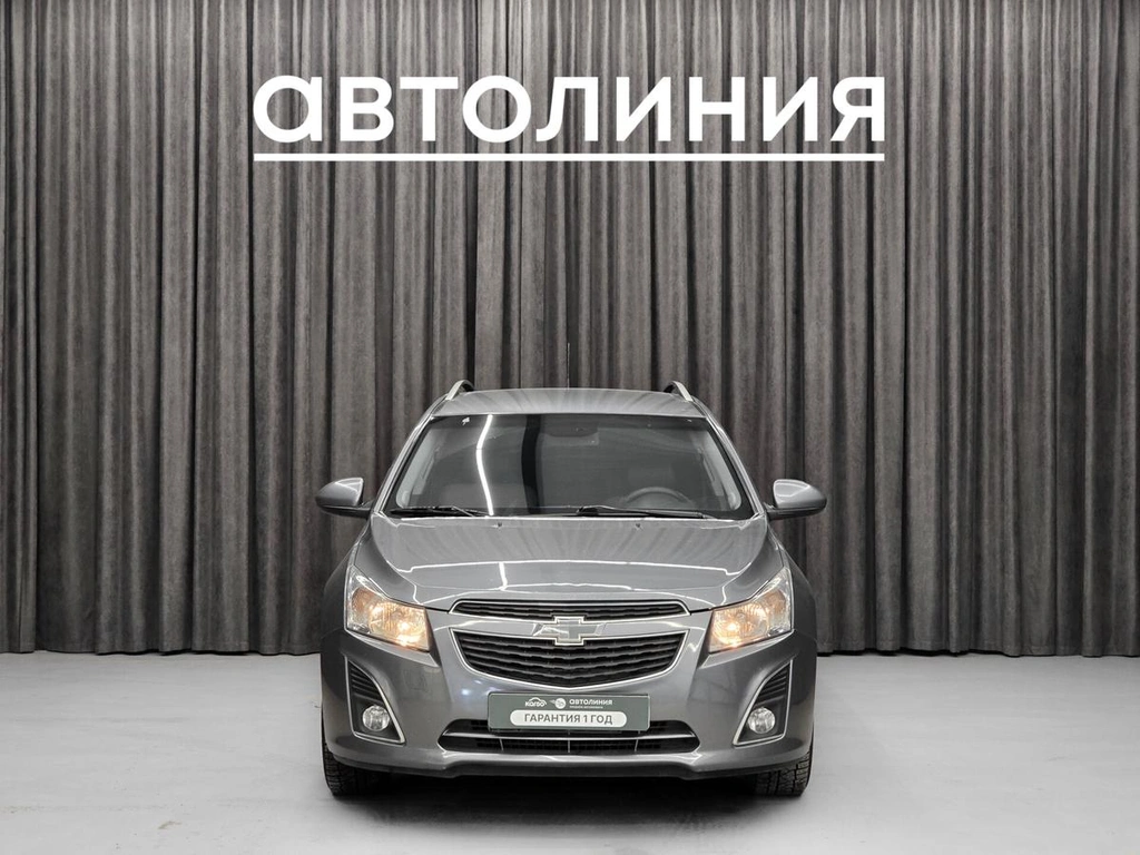 Универсал Chevrolet Cruze 2013 года, 870000 рублей, Красноярск