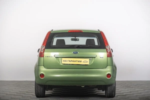 Хетчбэк Ford Fiesta 2006 года, 379000 рублей, Томск