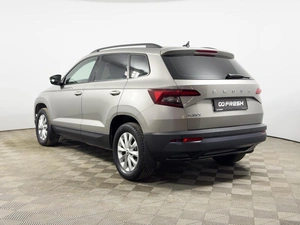 Внедорожник Skoda Karoq 2020 года, 2346100 рублей, Казань