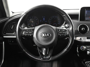 Лифтбек Kia Stinger 2018 года, 2523300 рублей, Казань