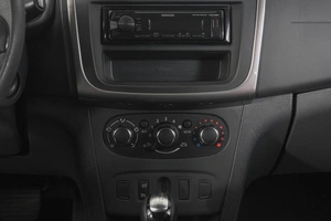 Хетчбэк Renault Sandero Stepway 2017 года, 999000 рублей, Кемерово