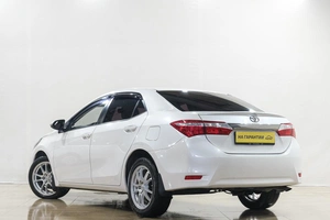 Седан Toyota Corolla 2014 года, 1359000 рублей, Новокузнецк