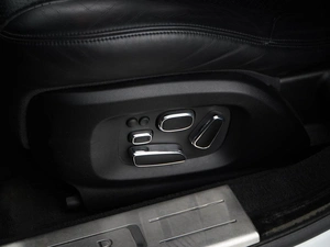 Седан Jaguar XJ 2013 года, 1799077 рублей, Москва