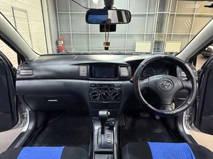 Хетчбэк Toyota Corolla Runx 2003 года, 597000 рублей, Красноярск