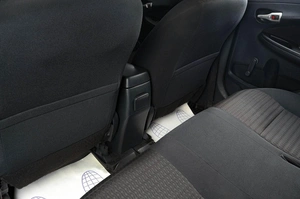 Седан Toyota Corolla 2011 года, 1379000 рублей, Тюмень