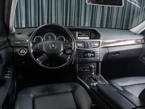 Седан Mercedes-benz E-класс 2011 года, 1719000 рублей, Тюмень