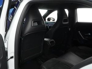 Хетчбэк Mercedes-benz A-класс 2019 года, 2347077 рублей, Москва