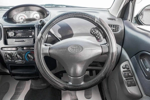 Минивэн Toyota Funcargo 2000 года, 399000 рублей, Барнаул