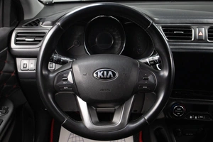 Седан Kia Rio 2013 года, 819000 рублей, Оренбург