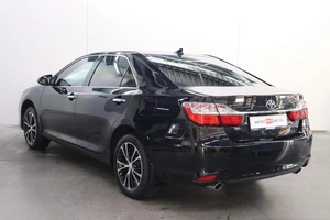 Седан Toyota Camry 2017 года, 2100000 рублей, Брянск