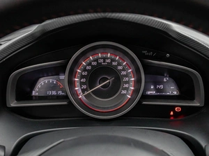 Седан Mazda 3 2013 года, 1100000 рублей, Краснодар