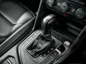 Внедорожник Volkswagen Tiguan 2019 года, 2600000 рублей, Красноярск