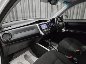 Универсал Toyota Corolla Fielder 2014 года, 959000 рублей, Красноярск