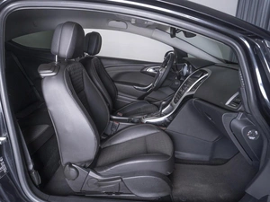 Хетчбэк Opel Astra GTC 2012 года, 959000 рублей, Ставрополь