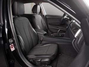 Седан BMW 3 серия 2017 года, 2675000 рублей, Красный Пахарь