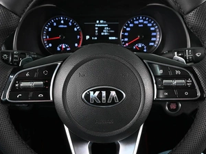 Седан Kia Cerato 2019 года, 1999000 рублей, Аксай