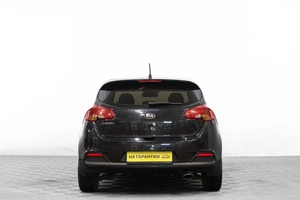 Хетчбэк Kia Ceed 2013 года, 839000 рублей, Барнаул