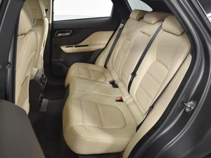 Внедорожник Jaguar F-Pace 2018 года, 3154900 рублей, Казань