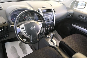 Внедорожник Nissan X-Trail 2010 года, 1149000 рублей, Омск
