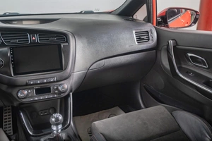 Хетчбэк Kia Ceed GT 2014 года, 1069000 рублей, Томск