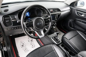 Седан Kia Rio 2017 года, 1389000 рублей, Красноярск