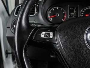 Седан Volkswagen Polo 2016 года, 1209000 рублей, Воронеж