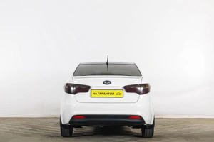 Седан Kia Rio 2014 года, 1049000 рублей, Тюмень