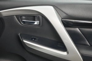 Внедорожник Mitsubishi Pajero Sport 2018 года, 3149000 рублей, Красноярск