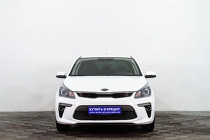 Седан Kia Rio 2018 года, 1279000 рублей, Сургут