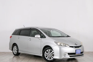 Минивэн Toyota Wish 2009 года, 1409000 рублей, Красноярск