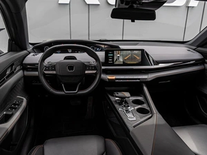 Лифтбек Changan UNI-V 2023 года, 2190000 рублей, Краснодар