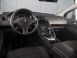Внедорожник Peugeot 3008 2012 года, 580000 рублей, Омск