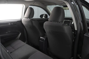 Универсал Toyota Corolla Fielder 2019 года, 1730000 рублей, Омск