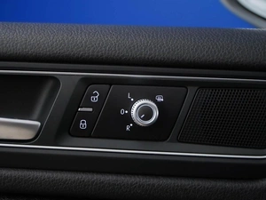 Внедорожник Volkswagen Touareg 2015 года, 2580055 рублей, Москва