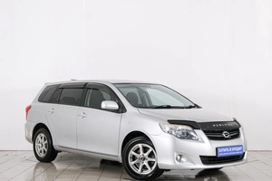 Универсал Toyota Corolla Fielder 2010 года, 999000 рублей, Красноярск