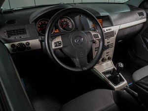 Хетчбэк Opel Astra GTC 2008 года, 469000 рублей, Воронеж