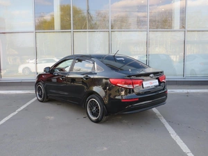 Седан Kia Rio 2015 года, 980000 рублей, Брянск
