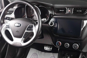 Седан Kia Rio 2017 года, 1099000 рублей, Тюмень