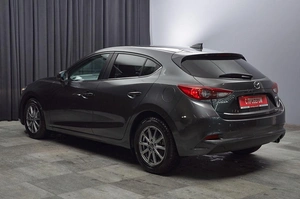 Седан Mazda Axela 2018 года, 1449000 рублей, Красноярск