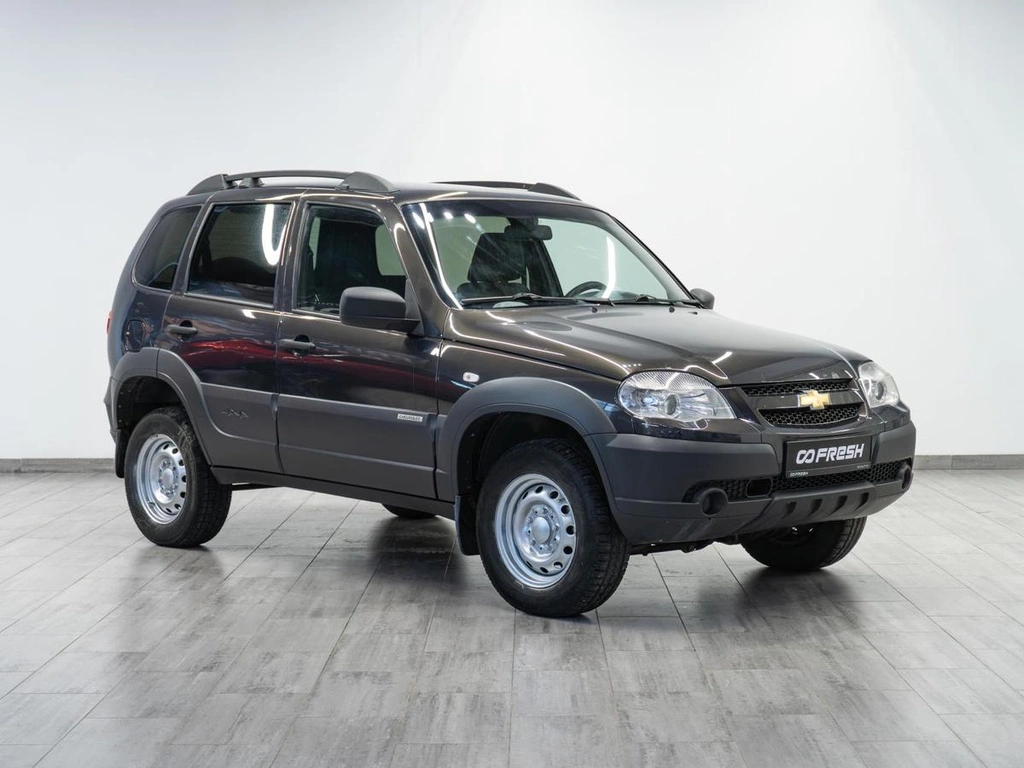 Внедорожник Chevrolet Niva 2016 года, 549000 рублей, Саратов