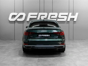 Седан Audi A4 2018 года, 2520000 рублей, Тюмень