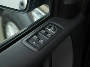 Внедорожник Land Rover Discovery 2011 года, 1585055 рублей, Москва