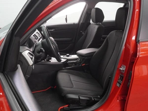 Хетчбэк BMW 1 серия 2017 года, 1599000 рублей, Воронеж