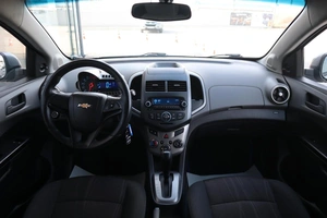 Седан Chevrolet Aveo 2012 года, 810000 рублей, Мирное
