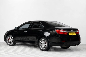 Седан Toyota Camry 2013 года, 1569000 рублей, Челябинск