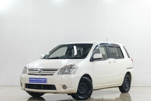 Минивэн Toyota Raum 2003 года, 569000 рублей, Новокузнецк