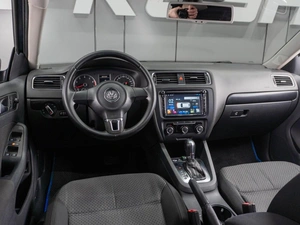 Седан Volkswagen Jetta 2012 года, 999000 рублей, Тюмень