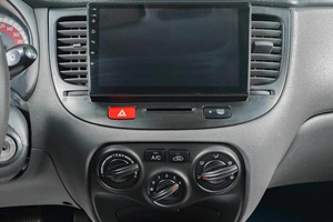Седан Kia Rio 2010 года, 689000 рублей, Тюмень