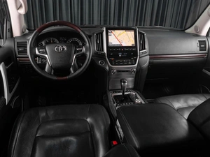 Внедорожник Toyota Land Cruiser 2017 года, 5099000 рублей, Тюмень